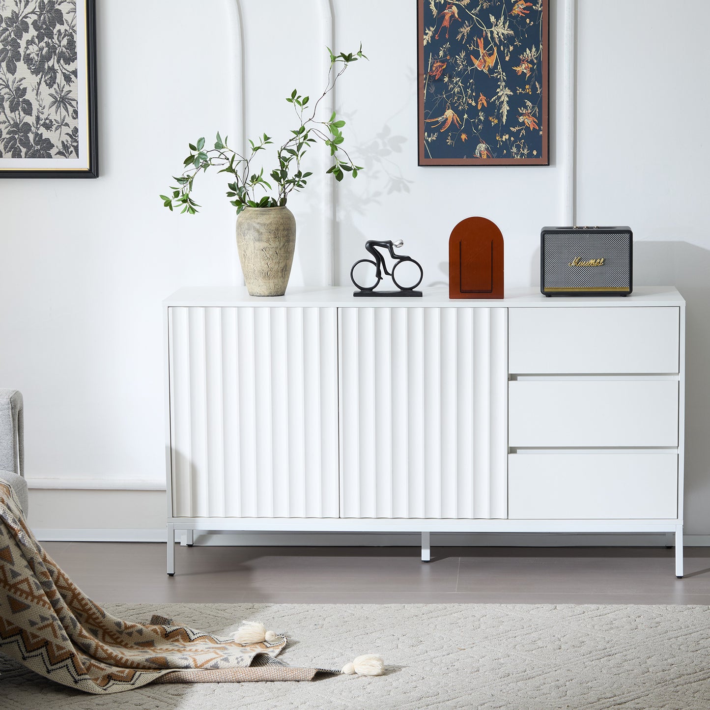 1.5m weißes modernes minimalistisches Sideboard, Aufbewahrungsschrank, Wellenmuster-Design, verstellbare Einlegeböden, 3 Schubladen, geeignet für Küche, Wohnzimmer, Korridor und andere Multi-Szene