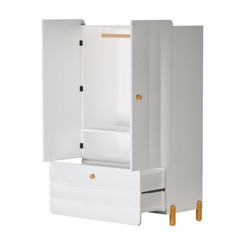 Geräumiger Kleiderschrank mit minimalistischen Linien und zarten holzfarbenen Füßen mit Staufächern, Schubladen und Kleiderbügeln, Farbblock-Design, Weiß