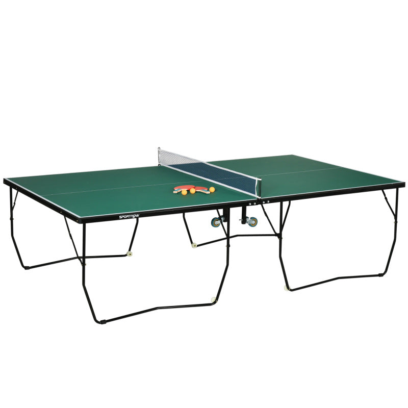 SPORTNOW Indoor Tischtennisplatte mit Rollen, Tischtennistisch Klappbar, Tischtennisspiel-Set mit 2 Tischtennisschlägern, 3 Bällen, Stahl, Grün