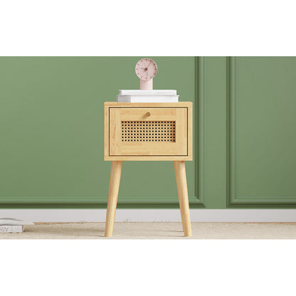 Klassischer Nachttisch mit ein Schubladen, mit Rattan-Schubladenplatte, mit goldfarbenem Metallgriff und lange Holzbeine, Stauraum im Wohnzimmer und Schlafzimmer, Spanplatten+PE-Rattan, Natur
