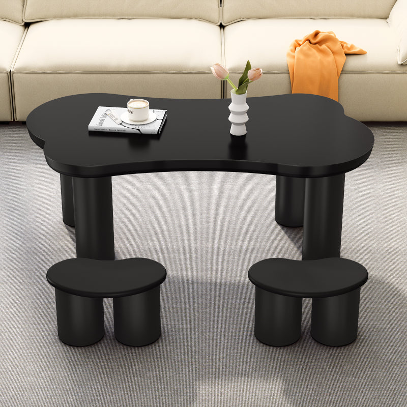 Unregelmäßiger Couchtisch in Knochenform mit 2 kleinen Bänken, großer Couchtisch L 113 cm, B 58 cm, H 40,5 cm, Tischplatte aus MDF und Beine aus PVC mit Filzboden, unregelmäßiger Couchtisch