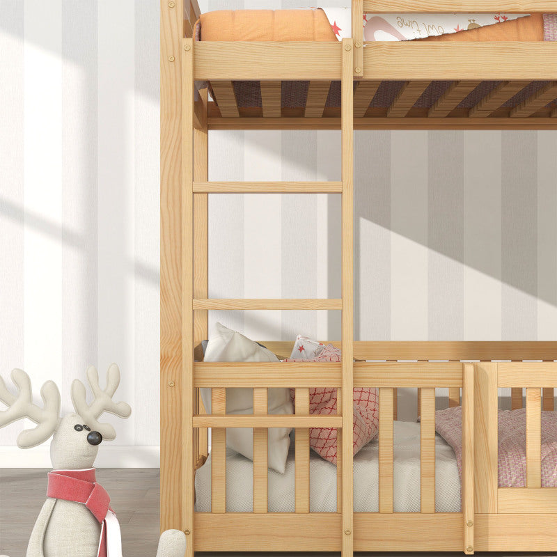 Etagenbett mit rechtwinkliger Treppe, Bett mit Zäune und Türchen, Kinderbett mit Fallschutz und Gitter, Massivholz, natur (200x90cm)