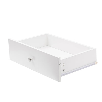 Sideboard mit weißer Holzmaserung, vier Türen, mit zwei Schubladen, Tür mit Glas. Wohnzimmer, Esszimmer. Holzfarbe und Weiß