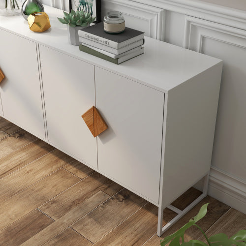 Massivholz-Sideboard mit speziell geformten quadratischem Griff, 4 Türen und doppeltem Stauraum