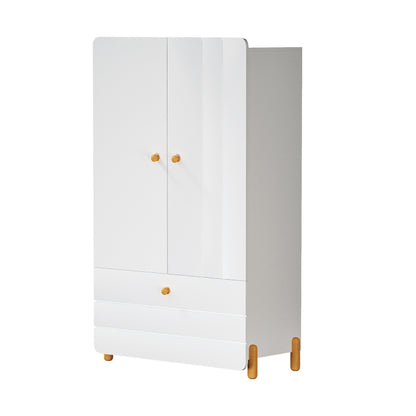Geräumiger Kleiderschrank mit minimalistischen Linien und zarten holzfarbenen Füßen mit Staufächern, Schubladen und Kleiderbügeln, Farbblock-Design, Weiß