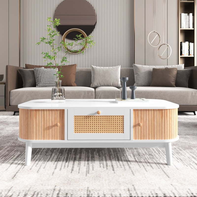 Couchtisch - Rattan-Kaffeetisch, Schubladen mit Rattan und Schiebetüren mit Massivholzlatten, Massivholzbeine, Natürlicher Landhausstil.