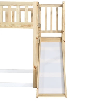 Etagenbett mit rechtwinkliger Leiter und Rutsche, Hausbett mit Dach und Fenster, Kinderbett mit Fallschutz und Gitter, Rahmen aus Kiefer, Natur+Weiß (90x200cm)
