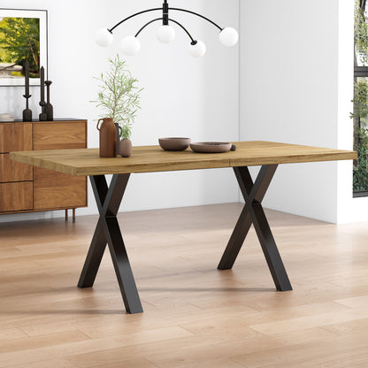 Design mit gekreuzten Beinen, rechteckiger Esstisch, Eiche+schwarz