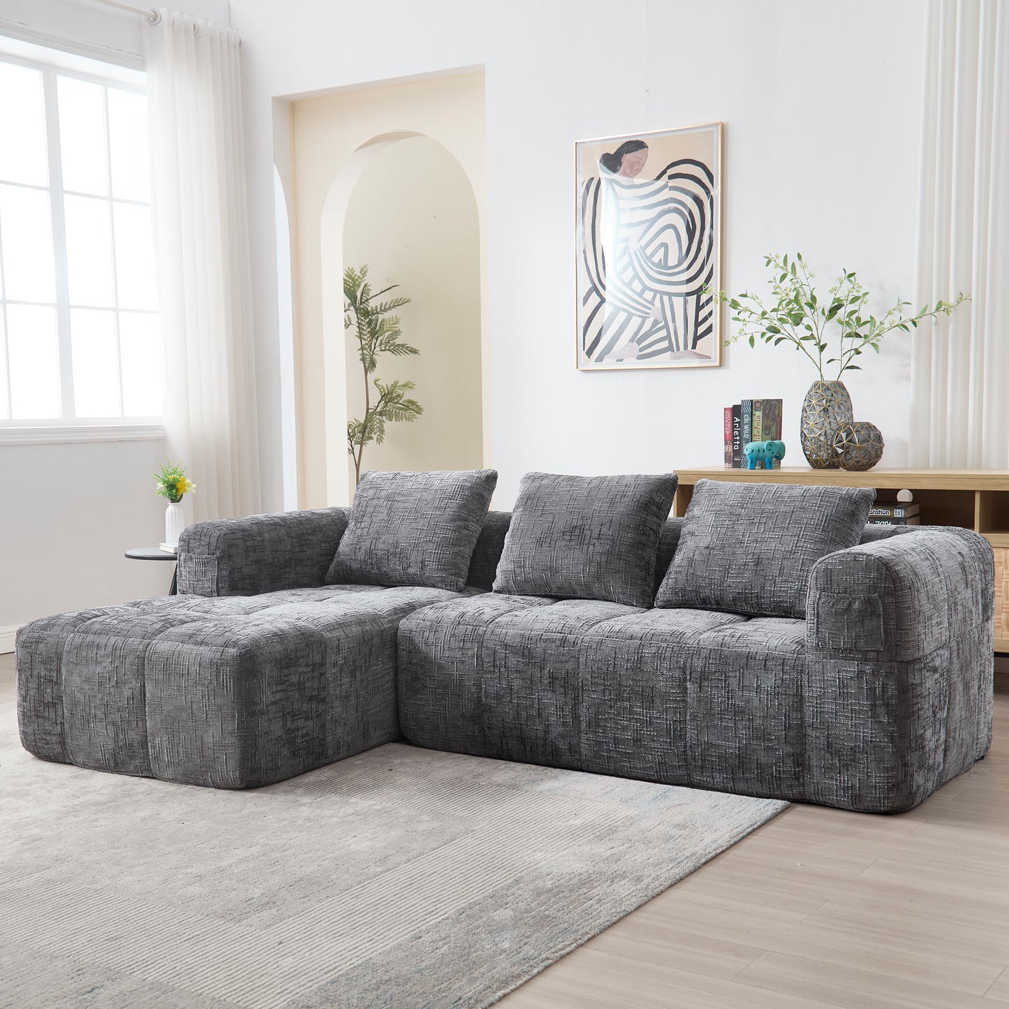 Modernes Sektionssofa, L-Sofa, 3-Sitzer-Sofa, keine Installation erforderlich, Chenille-Sofa mit Chaiselongue und Armlehnen, 3 Kissen, Seitentasche für Fernbedienung, Grau