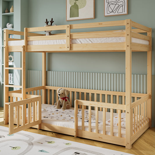Etagenbett mit rechtwinkliger Treppe, Bett mit Zäune und Türchen, Kinderbett mit Fallschutz und Gitter, Massivholz, natur (200x90cm)