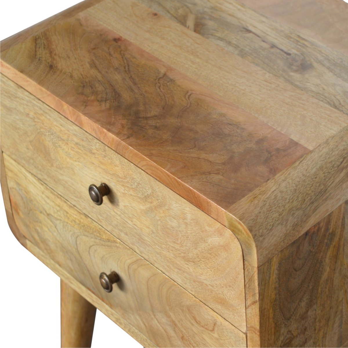 Nachttisch aus massivem Mangoholz – Oak-ish Finish, Curved Design, 2 Schubladen, Handgefertigt, Skandinavischer Stil, 45x35x55 cm