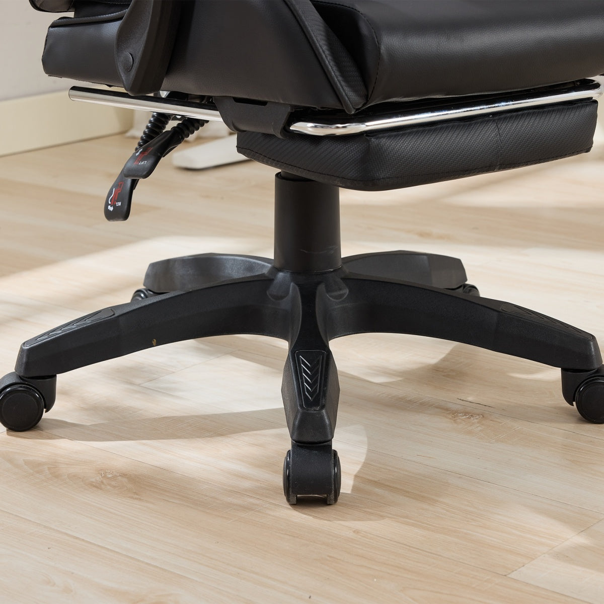 Gaming Stuhl Racing Design, 155° Liegefunktion, Fußstütze, Lendenmassage, Schwarz