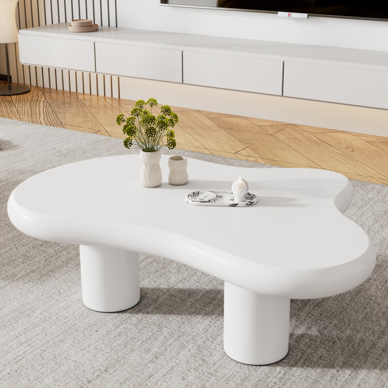 Unregelmäßiger Couchtisch in Wolkenform, 97cm Länge, 67cm Breite, 32cm Höhe, MDF mit Filzunterlagen, lackierte Oberfläche,Kreativer Couchtisch