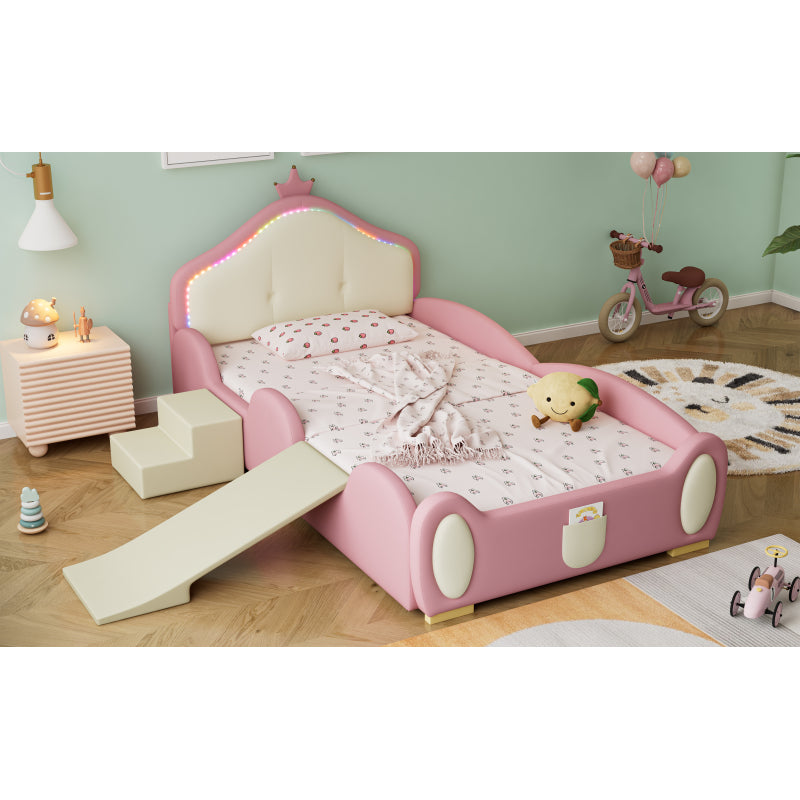 Polsterbett, Crown Cartoon Bett, Mit Multi-Mode-LED-Streifen, Kinderbett mit kleiner Rutsche und Treppe, mit schützenden weichen Kanten, mit Holzlatten, PU, Rosa + Beige, 90x200cm