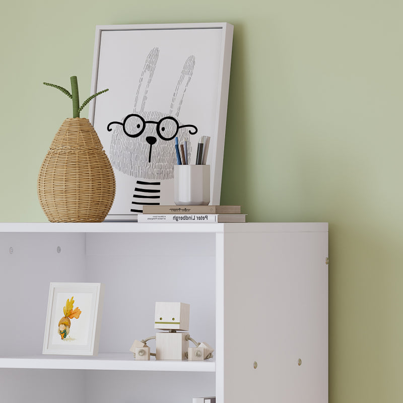 Bücherregal, Regal mit drei Einlegeböden und einer Schublade, geräuschlosen Gleitern, Schlafzimmer, Wohnzimmer, MDF, Weiß