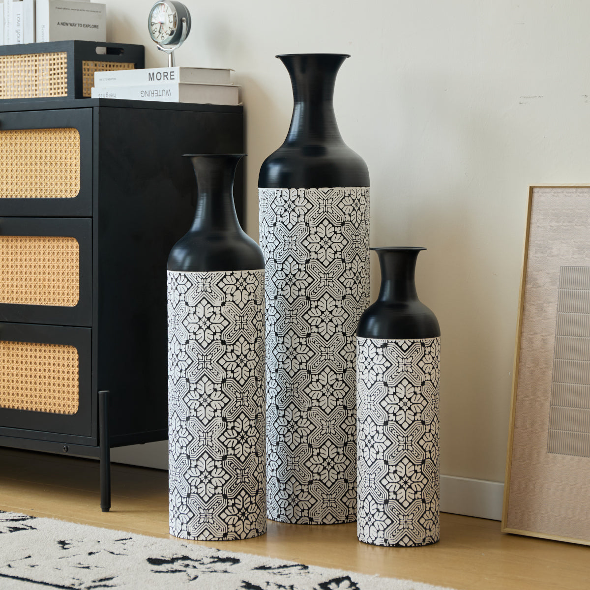 3er Set Bodenvase Metall, Schwarz-Weiß, Retro Stil, 83/65/50 cm hoch