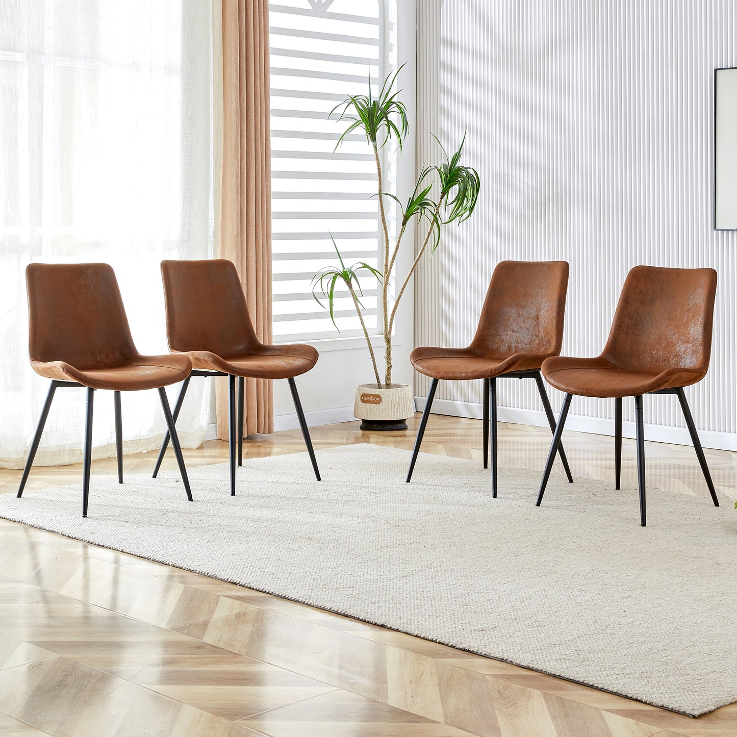 4er-Set Esszimmerstühle Braun Atmungsaktive Tech-Fabric Modernes Design mit verbreiterter Sitzfläche und rutschfesten Metallfüßen