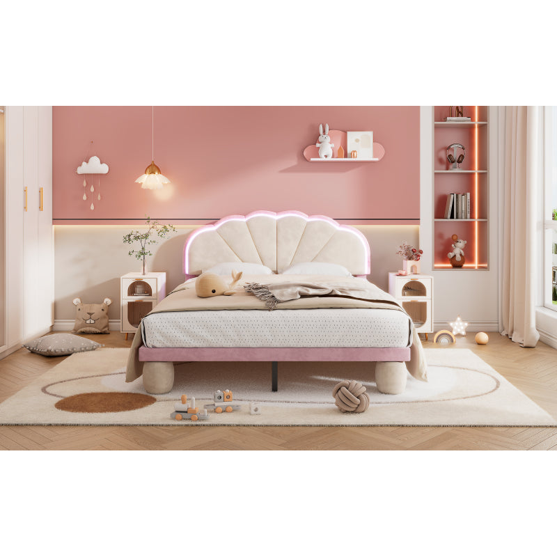 Polsterbett mit mehrfarbigen, wechselnden Lichtstreifen, Kopfteil mit Wellenschliff, mit gepolsterter runden Beine, Kinderbett, Jugendbett mit Holzlatten, Doppelbett, Samt, Beige+Rosa, 140x200cm
