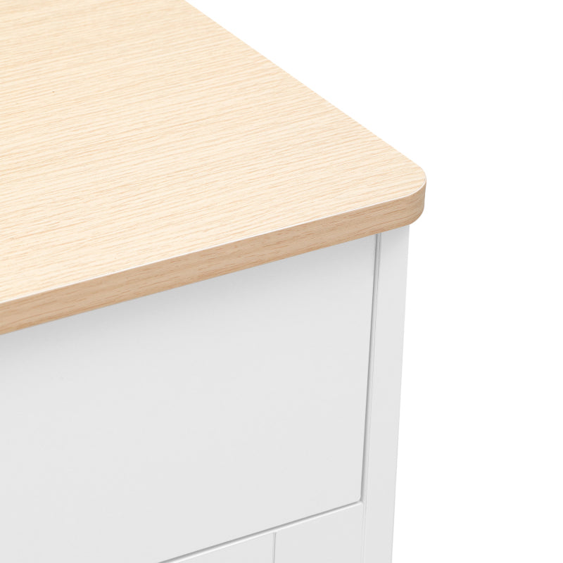 Sideboard mit weißer Holzmaserung, vier Türen, mit zwei Schubladen, Tür mit Glas. Wohnzimmer, Esszimmer. Holzfarbe und Weiß