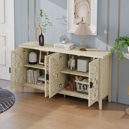 Natürliches Holzfarbener vier Türen Sideboard, mit geschnitztem und durchbrochenem Design, ausgestattet mit drei Einlegeböden. Geeignet für Wohnzimmer, Flur, Esszimmer und Küche.(147.6x40x80cm)