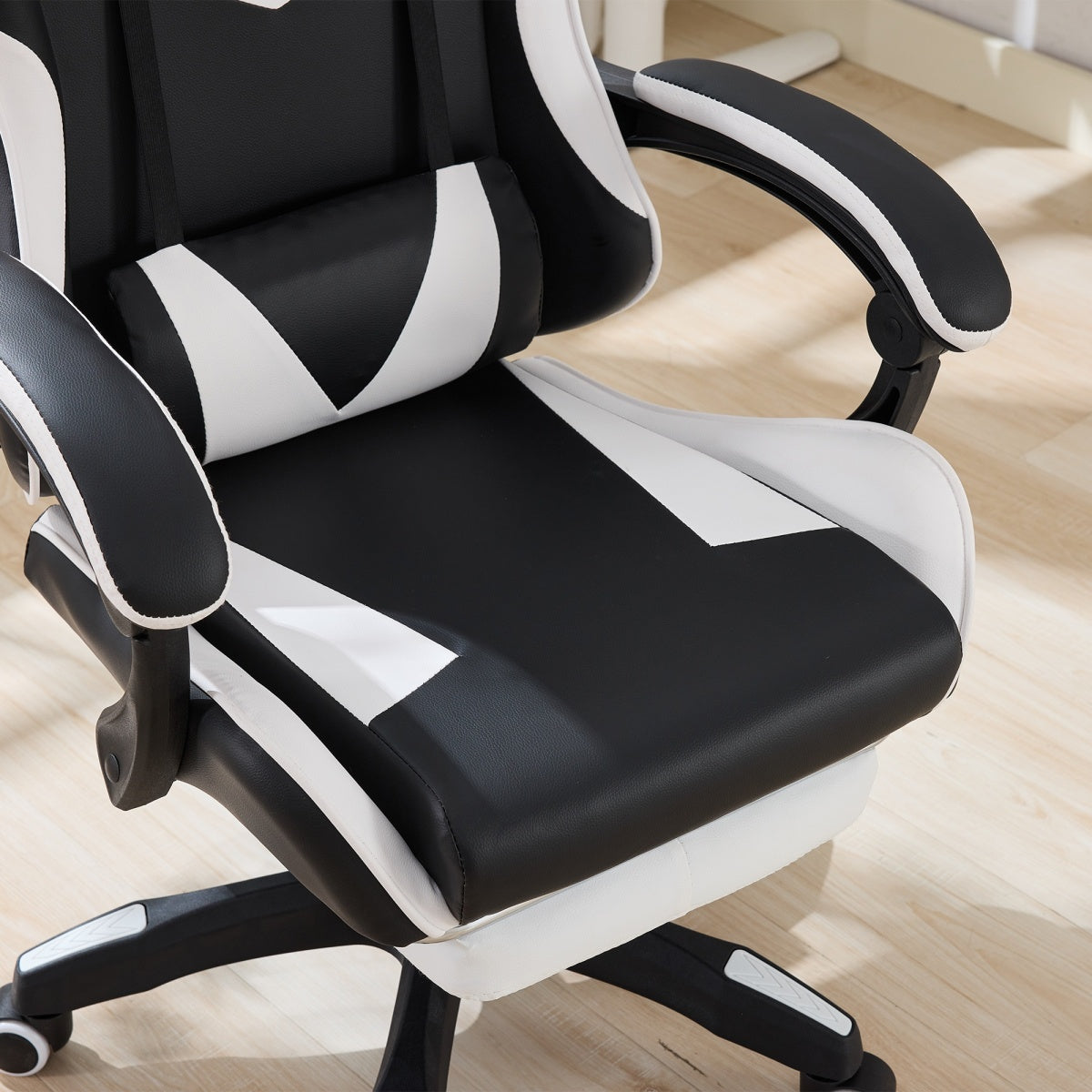 Gaming Stuhl Racing Design, 155° Liegefunktion, Fußstütze, Lendenmassage, Schwarz+Weiß