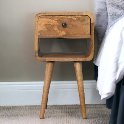 Nachttisch aus massivem Mangoholz im skandinavischen Design mit Schublade – Handgefertigt, Oak-ish Finish, Nachhaltig, 30x30x55 cm