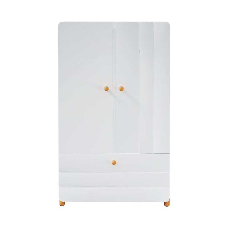 Geräumiger Kleiderschrank mit minimalistischen Linien und zarten holzfarbenen Füßen mit Staufächern, Schubladen und Kleiderbügeln, Farbblock-Design, Weiß