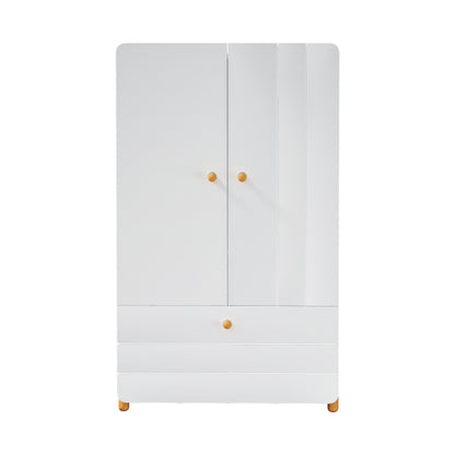 Geräumiger Kleiderschrank mit minimalistischen Linien und zarten holzfarbenen Füßen mit Staufächern, Schubladen und Kleiderbügeln, Farbblock-Design, Weiß