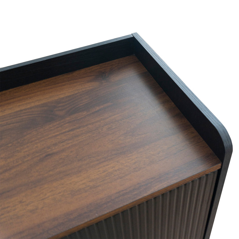 TV-Schrank mit zwei Schubladen, Fernsehtisch TV Board, TV- Lowboard niedrige Platte mit zwei Schiebetüren. Exquisite Textur. Schwarz und natürliches Holzfarbe. H58/L160/T40 cm