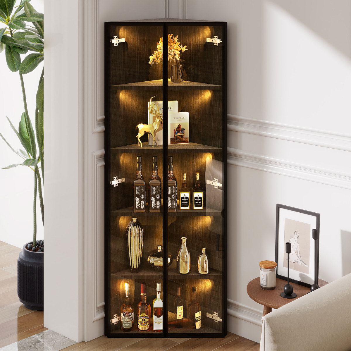 Eckvitrine 62x35x160cm Schwarz mit LED – Staubgeschützte Glasvitrine aus Sicherheitsglas & MDF, moderner Eckschrank mit Soft-Close-Türen