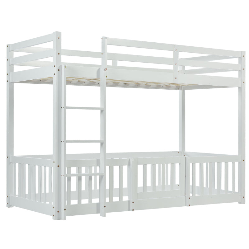 Etagenbett mit rechtwinkliger Treppe, Bett mit Zäune und Türchen, Kinderbett mit Fallschutz und Gitter, Massivholz, weiß (200x90cm)