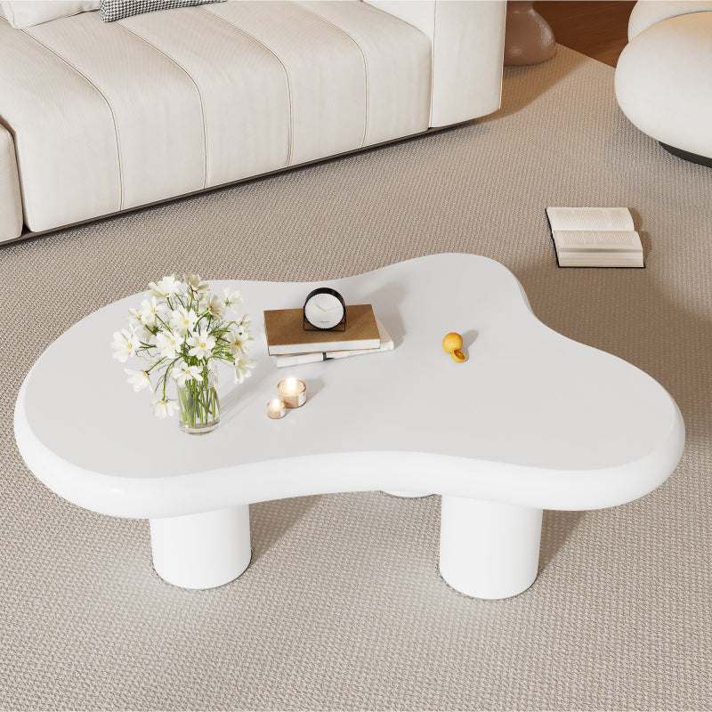 Unregelmäßiger Couchtisch in Wolkenform, 97cm Länge, 67cm Breite, 32cm Höhe, MDF mit Filzunterlagen, lackierte Oberfläche,Kreativer Couchtisch
