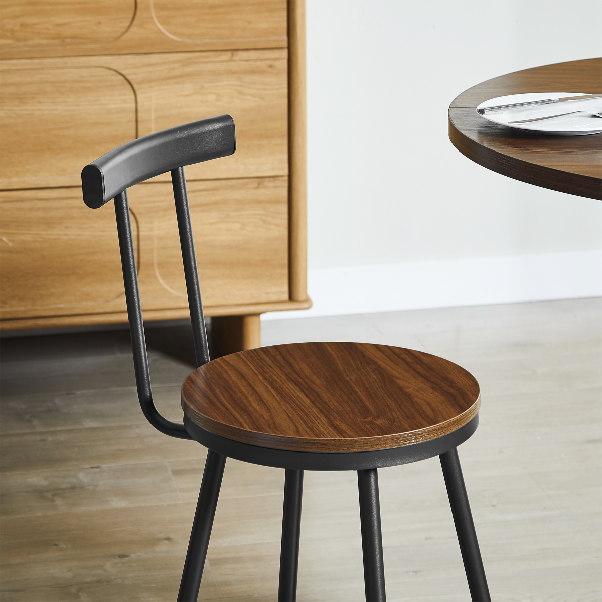 4da970d0-d42d-4c49-b9b3-4915294233f1