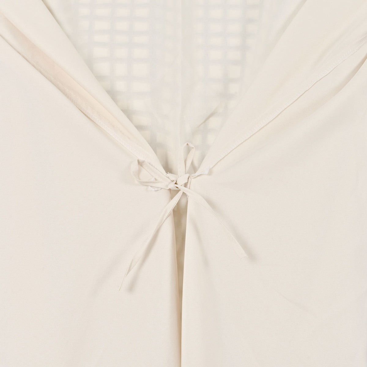 Gartenlounge-Set, Rattanzelt, geeignet für 2–4 Personen, inklusive aller Sitzkissen und Kissen, graues Rattan, beiger Türvorhang, Sitzkissen mit Reißverschluss, daher abnehmbar und waschbar