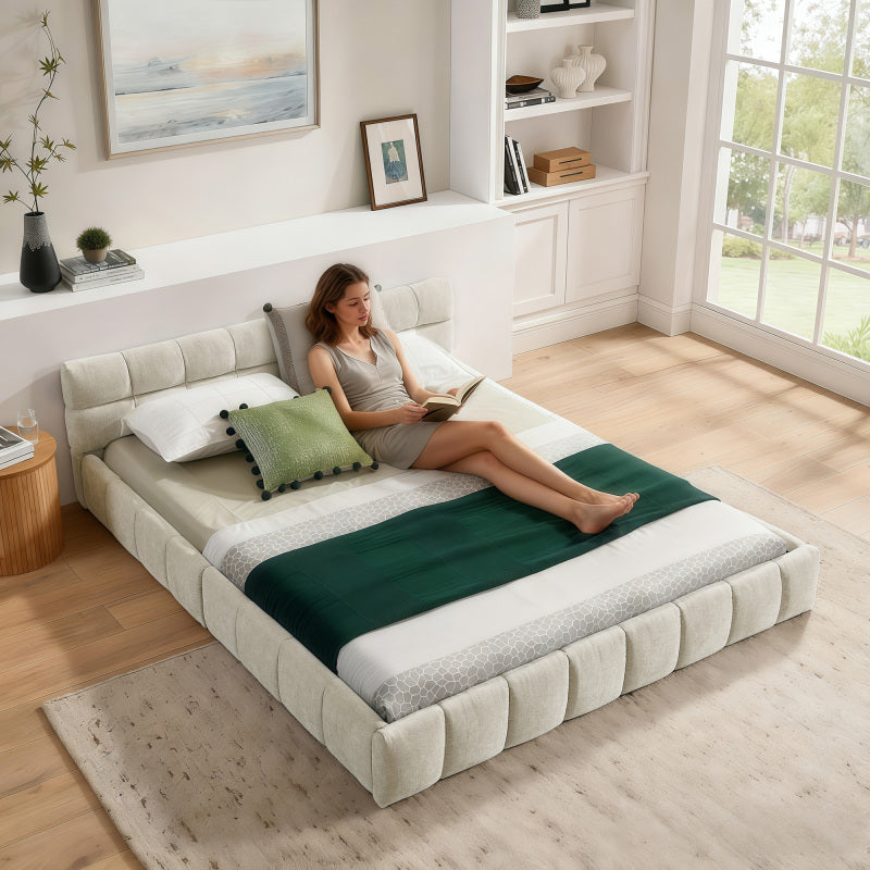 Doppelbett 140x200 cm, Bett mit seidig weichem Chenille - Bezug, quadratischem Steppdesign, Beige (ohne Matratze)