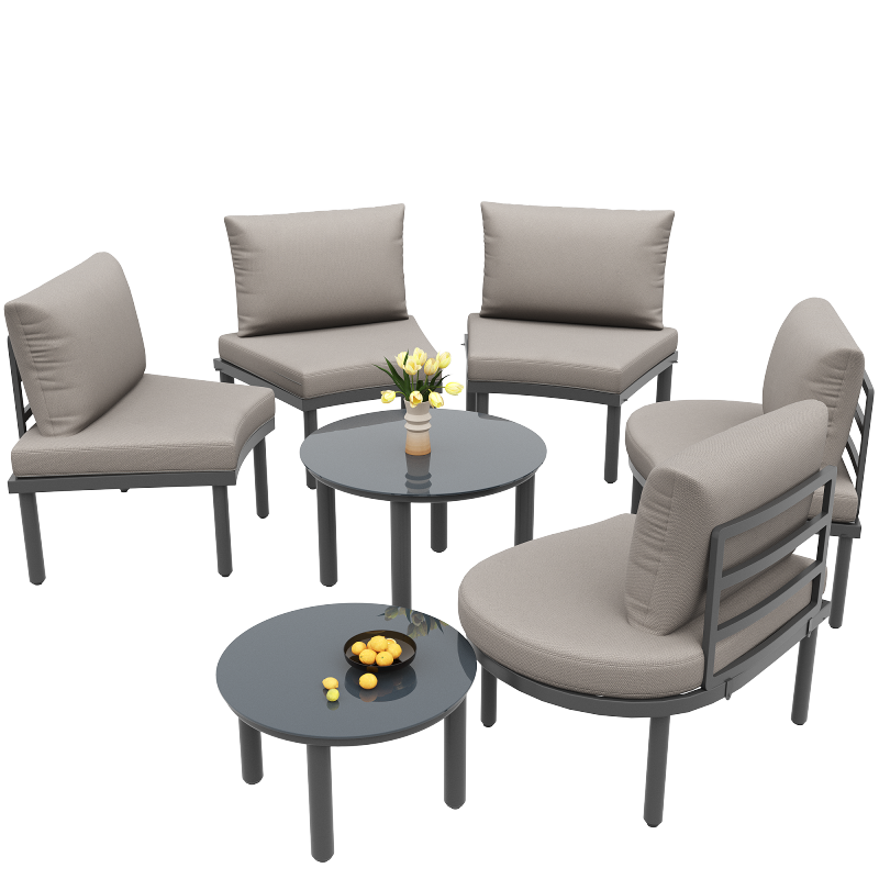Gartenmöbel-Set (5-Sitzer), 2 Couchtische aus gehärtetem Glas, verzinkter Eisenrahmen, bequeme Gartenmöbel mit grauen Sitzpolstern und Kissen, mit verstellbaren Beinen, elegantes abgerundetes Sofa