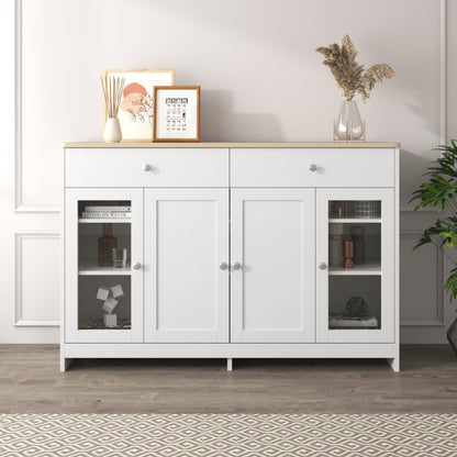 Sideboard mit weißer Holzmaserung, vier Türen, mit zwei Schubladen, Tür mit Glas. Wohnzimmer, Esszimmer. Holzfarbe und Weiß