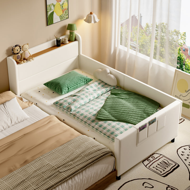 Kinder-Spleißbett, Polsterbett, Tagesbett, Schlafsofa mit Metallbettgestell, Kindernachttisch mit unterer Klapptür, 3 kleine Aufbewahrungstaschen, PU+MDF+Sperrholz, Weiß, 90x200cm