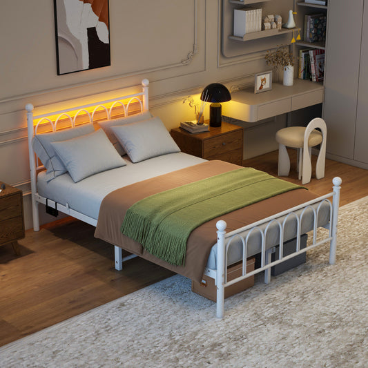 120x200cm Metall-Bettrahmen mit Vintage Kopf und Fußplatte, USB-Ladestation, LED-Bettrahmen, Heavy Duty Stahl Slat Unterstützung, Reichweite Unterbett-Speicher, Keine Box-Feder erforderlich, Weiß