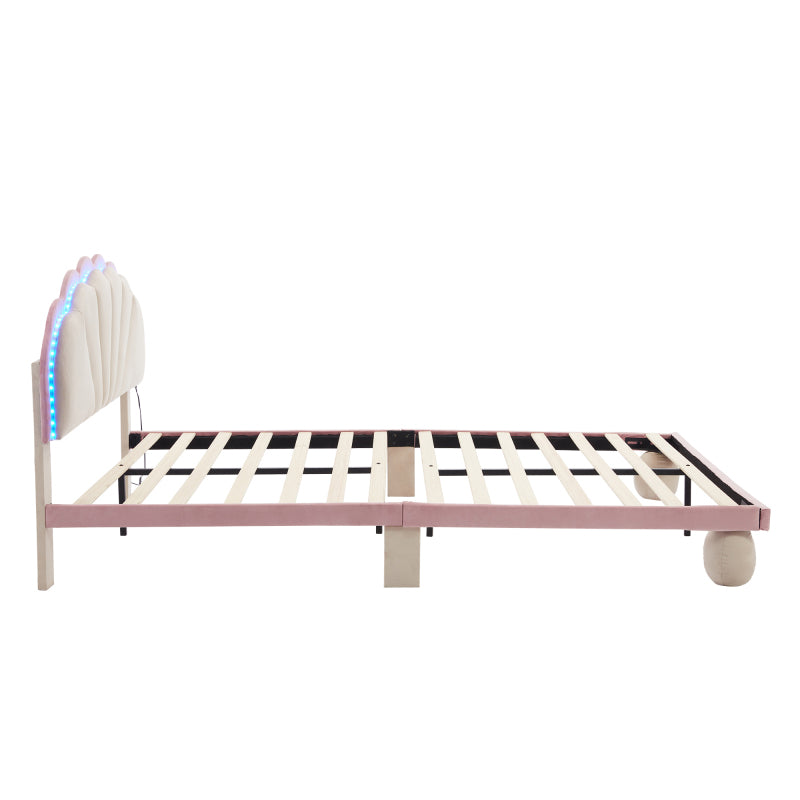 Polsterbett mit mehrfarbigen, wechselnden Lichtstreifen, Kopfteil mit Wellenschliff, mit gepolsterter runden Beine, Kinderbett, Jugendbett mit Holzlatten, Doppelbett, Samt, Beige+Rosa, 140x200cm