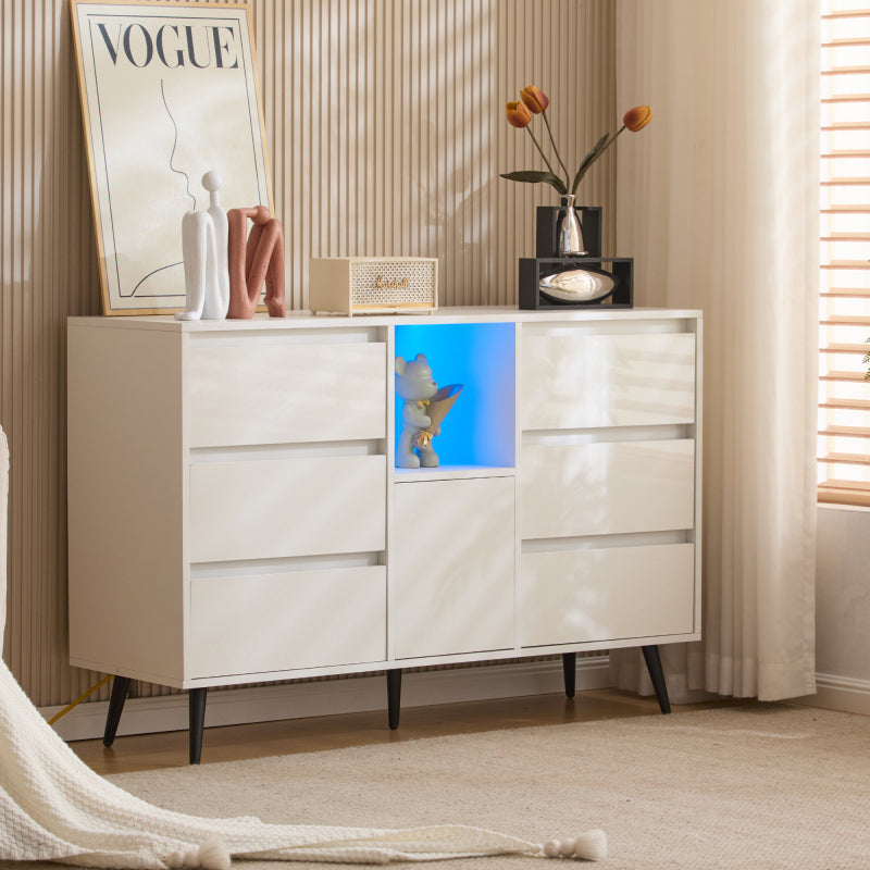 Modernes weißes Sideboard mit LED-Beleuchtung, 6 geräuschlosen Schubladen, Push-Open-Türen, Hochglanzlackierung, mattschwarzen Metallbeinen, 120x40x80 cm – ideal für Küchen, Ess- und Wohnbereiche