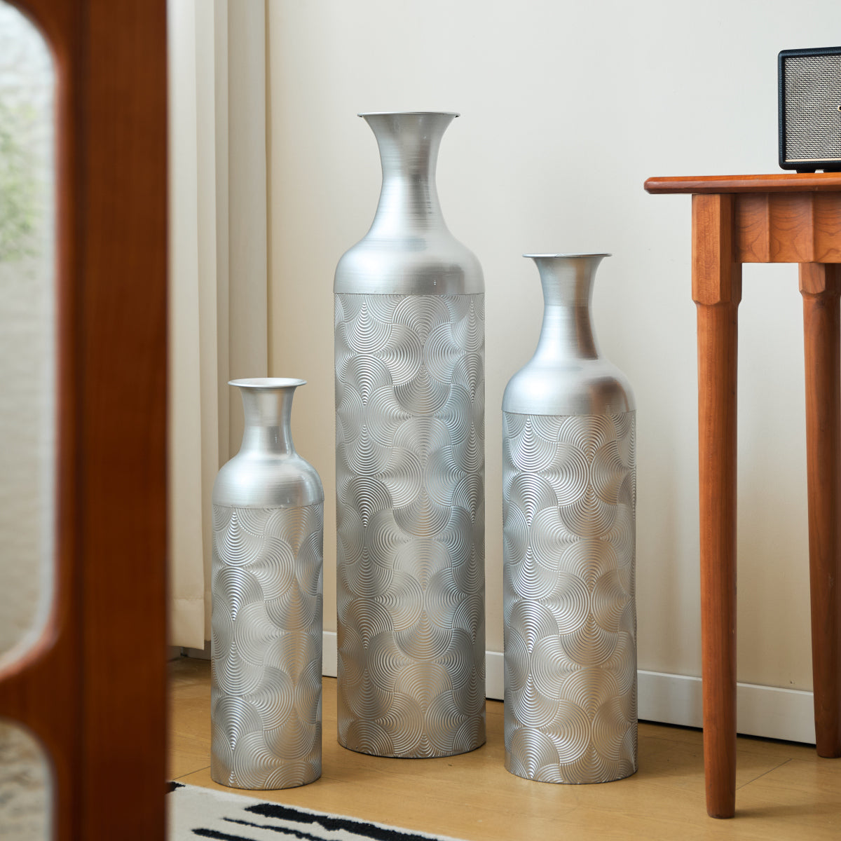 3er Set Bodenvase Silber, Metall, Wellenmuster, Hohe Übertöpfe 83/66/50 cm