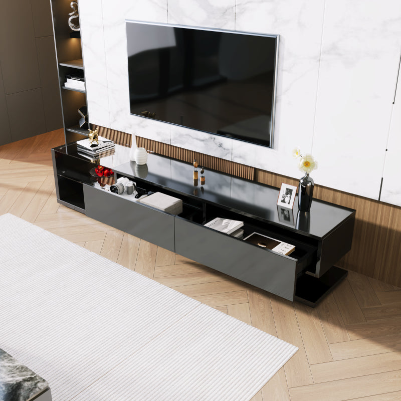 TV-Schränke, Lowboards, Hochglanz-Wohnzimmermöbel. Glastrennwände und variable LED-Beleuchtung. Es verbindet natürlichen, rustikalen Stil mit modernem Design.