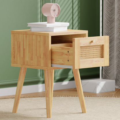 Klassischer Nachttisch mit ein Schubladen, mit Rattan-Schubladenplatte, mit goldfarbenem Metallgriff und lange Holzbeine, Stauraum im Wohnzimmer und Schlafzimmer, Spanplatten+PE-Rattan, Natur
