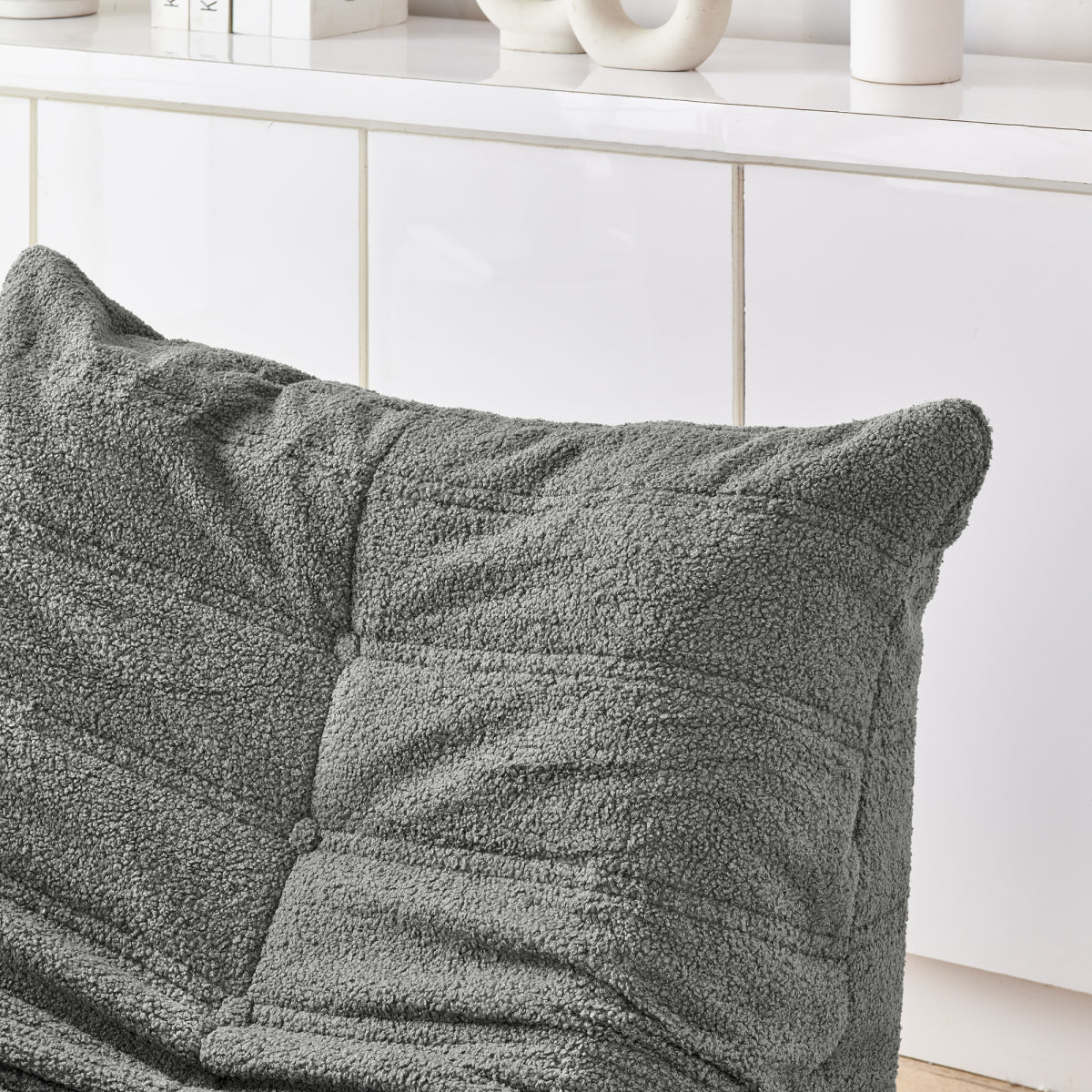 c8b0f174-0567-455a-bb52-1bcd592c046a